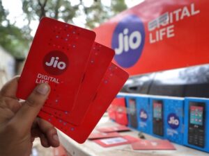 Reliance Jio gives a big shock to its customers. 